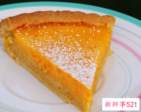 万圣节的特色食物奶香南瓜派