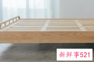 一进屋有木头味是甲醛吗