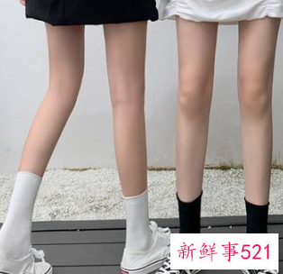 配裙子的百搭凉鞋