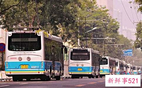 梦见坐公交车的寓意和解析