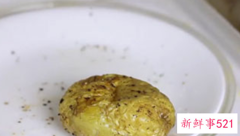 微波炉烤土豆的做法