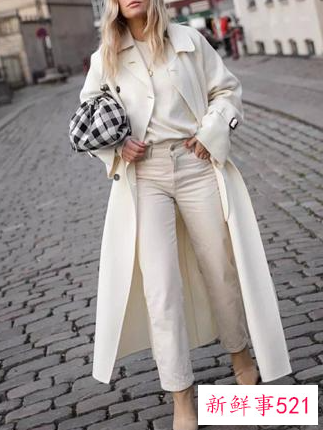 大衣买什么颜色才不过时