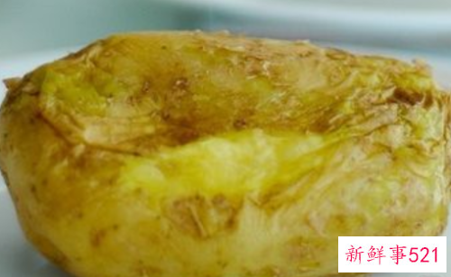 微波炉烤土豆的做法