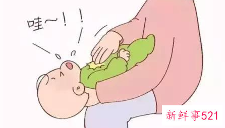 新生儿呛奶的护理原则