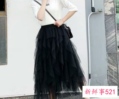 纱裙半身裙搭配什么上衣好看