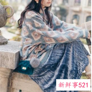 冬天半身长裙配什么外套