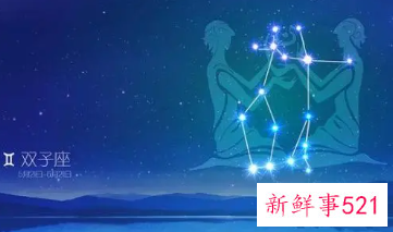 双子男和兄弟同时喜欢上一个人会怎么做