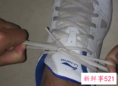 系鞋带方法初学
