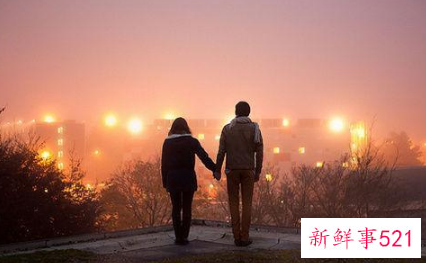 情侣一个月对女朋友说的话