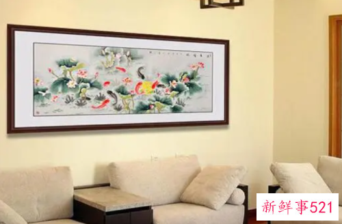 客厅挂画需注意什么讲究