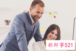 领导都喜欢长得漂亮的女下属吗