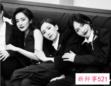 杨幂和刘诗诗唐嫣彼此靠肩而坐