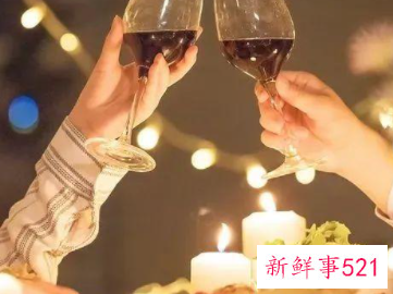 在学校怎么约女生出来