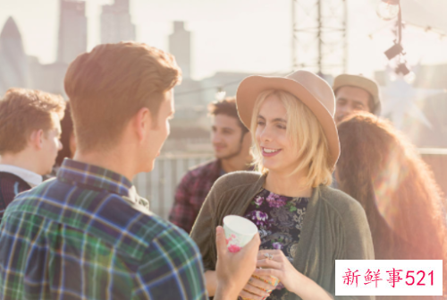 男女之间聊天的话题