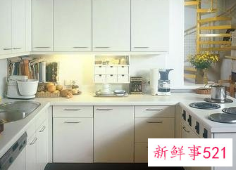 厨房有刺鼻辣嗓子味道