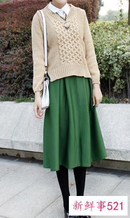 针织衫搭配长裙显瘦不臃肿