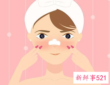 鼻子上的黑头是如何形成的