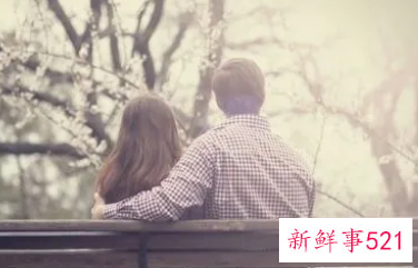 情侣名字两个字