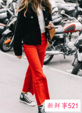 高帮鞋配什么裤子女生