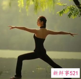 初学者有哪些睡前练习瑜伽的姿势