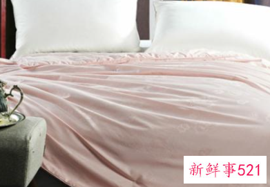 蚕丝被几斤冬天盖暖和