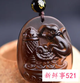 属猴女佩戴什么吉祥物