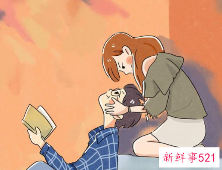 男生看上你了的举动