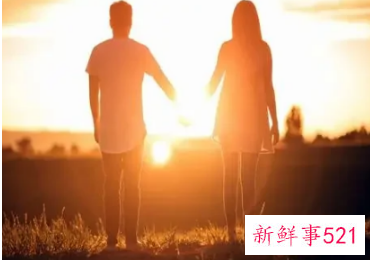 分手后还爱你的表现