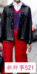 外套黑色的里面搭配什么颜色