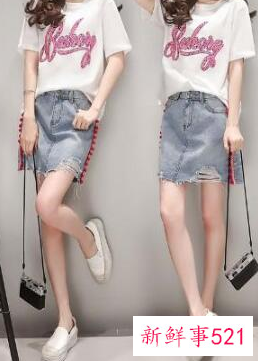 蓝色牛仔裙配什么鞋子