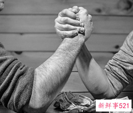 做梦有人抢劫我的钱