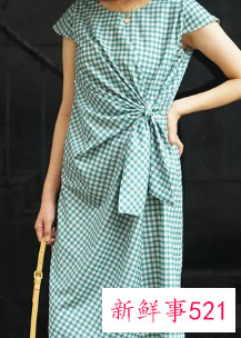 48岁女人怎么选裙子