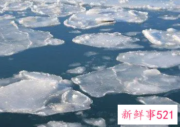 梦到洞里面结了很厚的冰