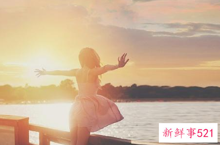 单纯女孩有什么特征