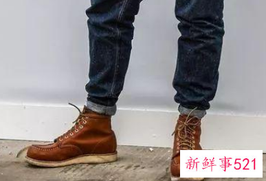皮鞋配牛仔裤