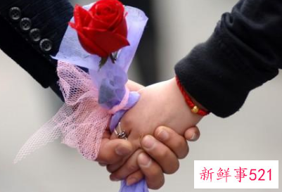 不离不弃和不弃不离的区别