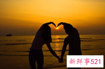 情侣名字两个字