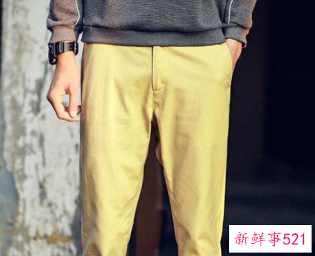 黄色运动裤搭配