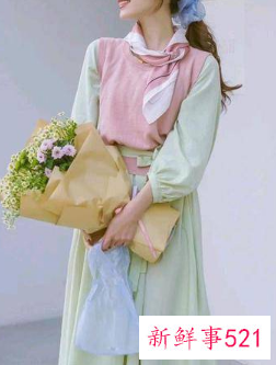 比较薄的外套搭配