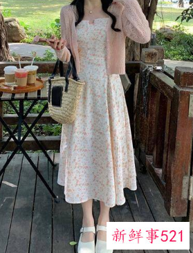 比较薄的外套搭配