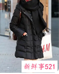 肤色暗黄戴什么颜色围巾