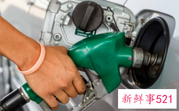 车好像断油一拱一拱的