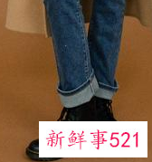 女宽松直筒裤配什么鞋子好看