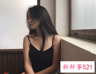 已婚女人看见已婚男人脸红