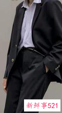 现在女孩子穿什么衣服好看