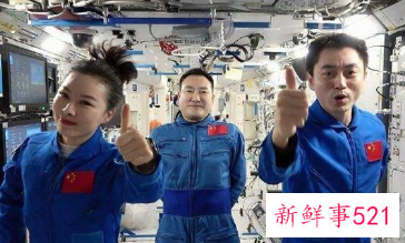 太空出差三人组在空间站发布告别vlog