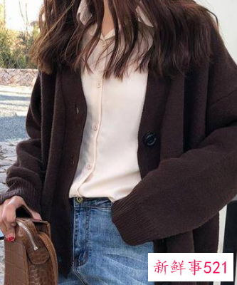 比较薄的外套搭配