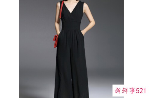 纯黑色裙子配什么鞋