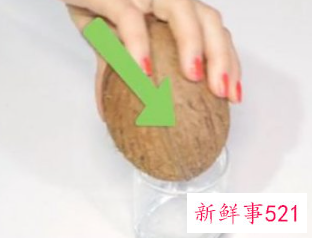 椰青果肉怎么取出来