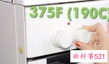 椰青果肉怎么取出来